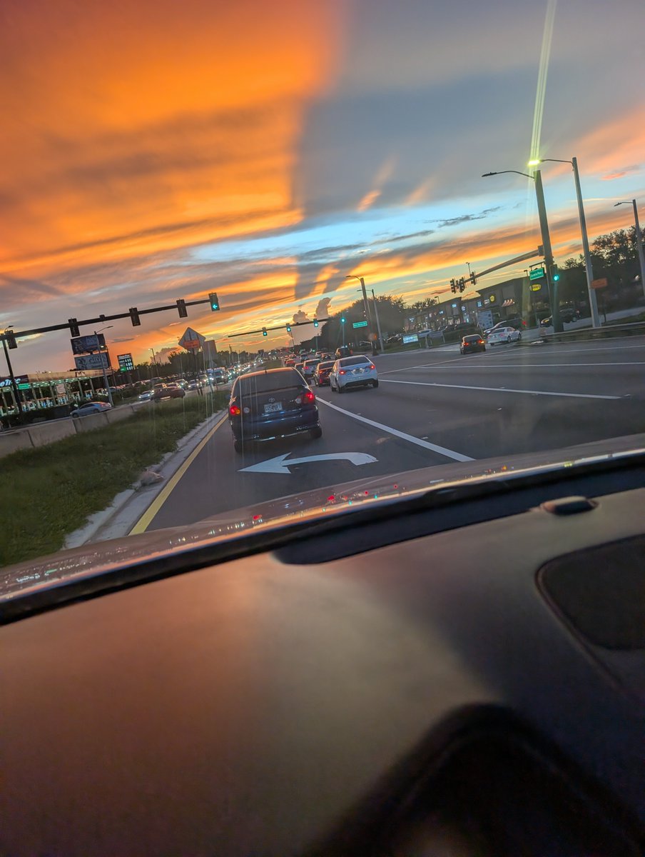Am_yuli's tweet photo. Sunset, Florida! https://t.co/l21OkQD3Bd