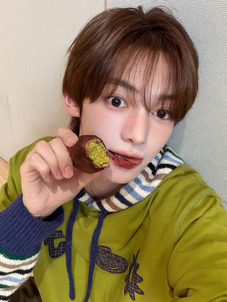 Mildswoon's tweet photo. Siapa mau dubai chewy cookies? 😋 https://t.co/Cbxz1ikXIr