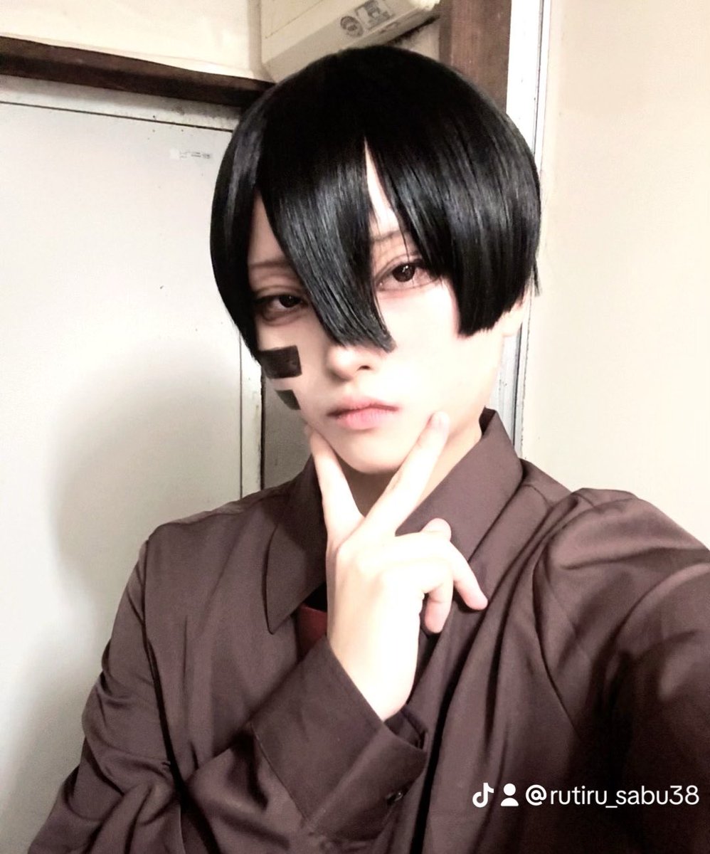 rutiru_8266's tweet photo. むだ先が絶対しないであろうポーズ。 https://t.co/3rc6nFxyp9