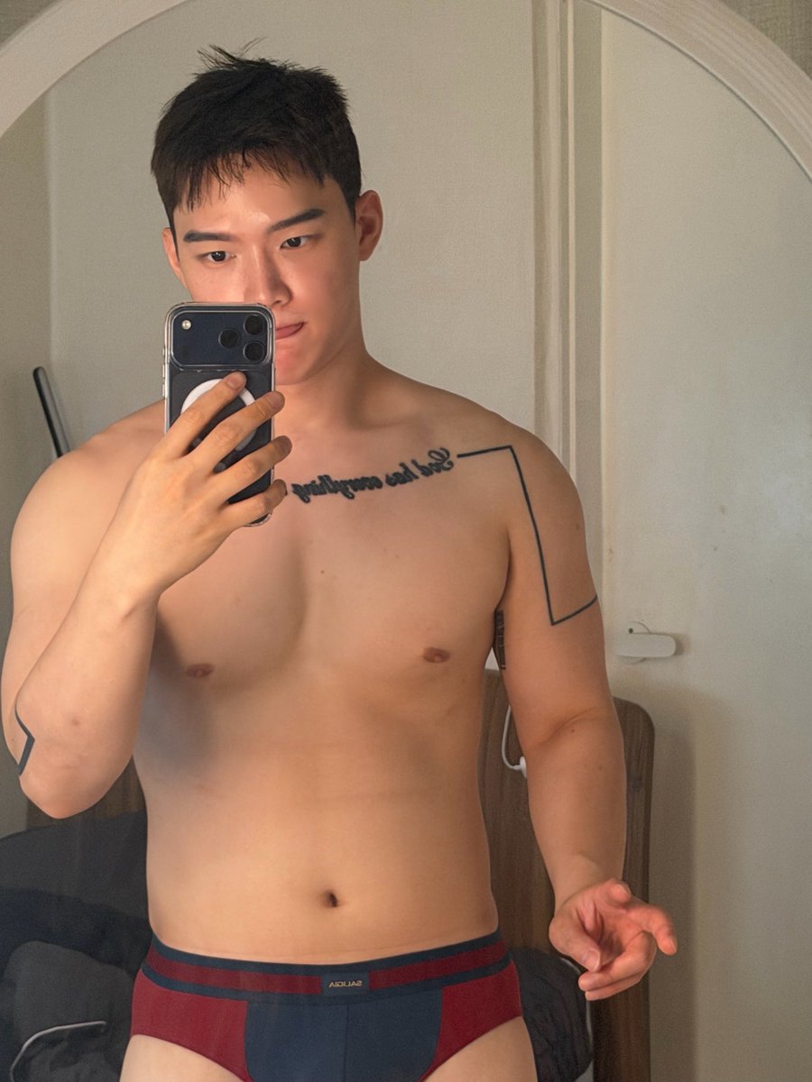 Xunblockke2t's tweet photo. 까치집 https://t.co/s24aEjVlkO