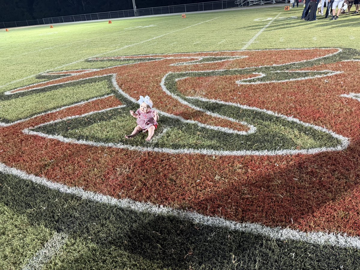 ShellJean22's tweet photo. Game Day Eve!!! π€©πβ€οΈ Letβs Go Ramblers!!! @TMobile @RoseBudRamblers #FN5GL #Entry #Rally4RB https://t.co/82muC5deWt