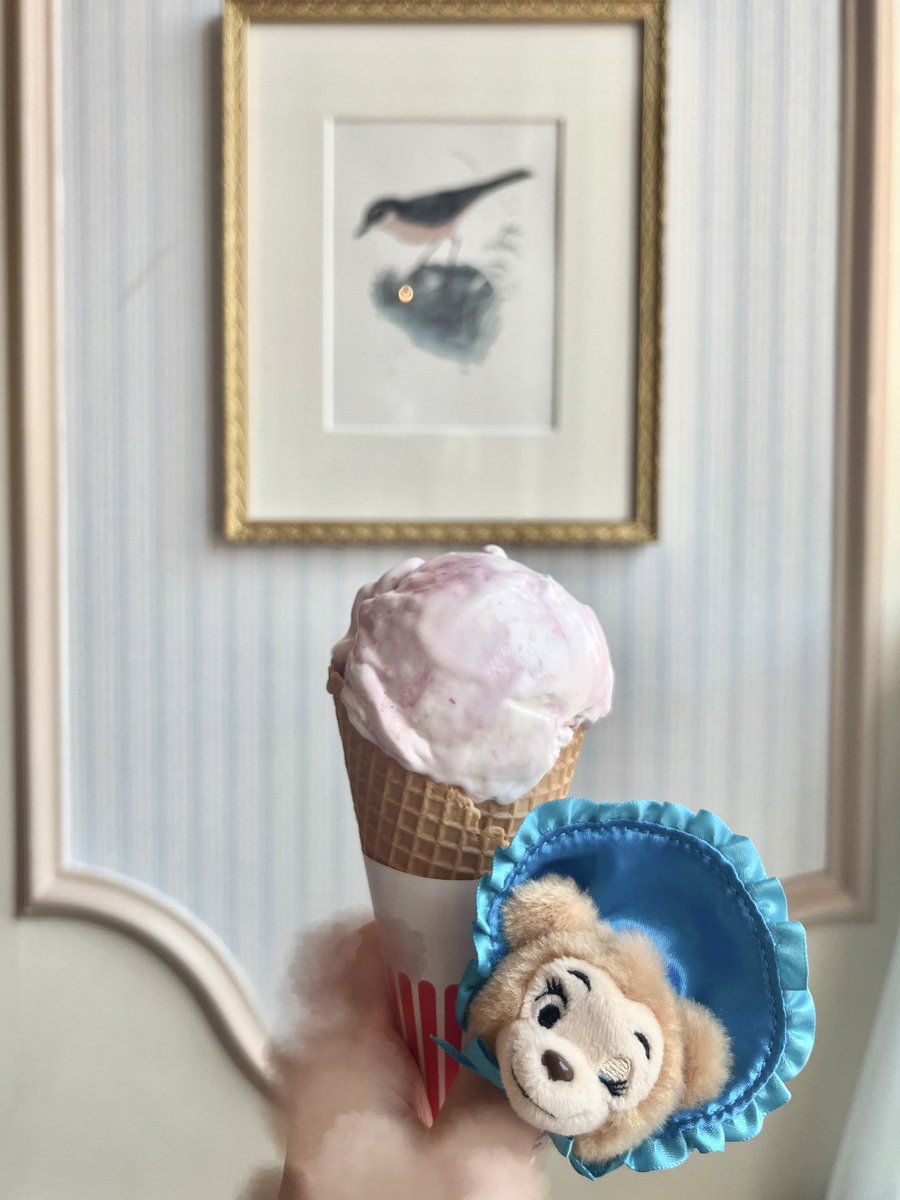renrenpanchan's tweet photo. 💠🐻🐻💠
この子はバブルスちゃんですか？
2個買って2個同じ子でした。
んー！かわいい！
取り急ぎ持って来てたアイスクリームコーンのカチューシャにつけた。 https://t.co/KS5O3Ul5rn
