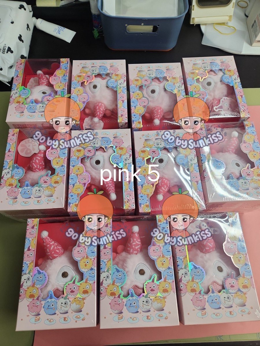 gobysunkiss's tweet photo. Sebagian cortis ball pastel birthday udah arrived wh kr meanwhile corball gg ktown masih ada yg blm shipping web😭 https://t.co/XurADaKUjI