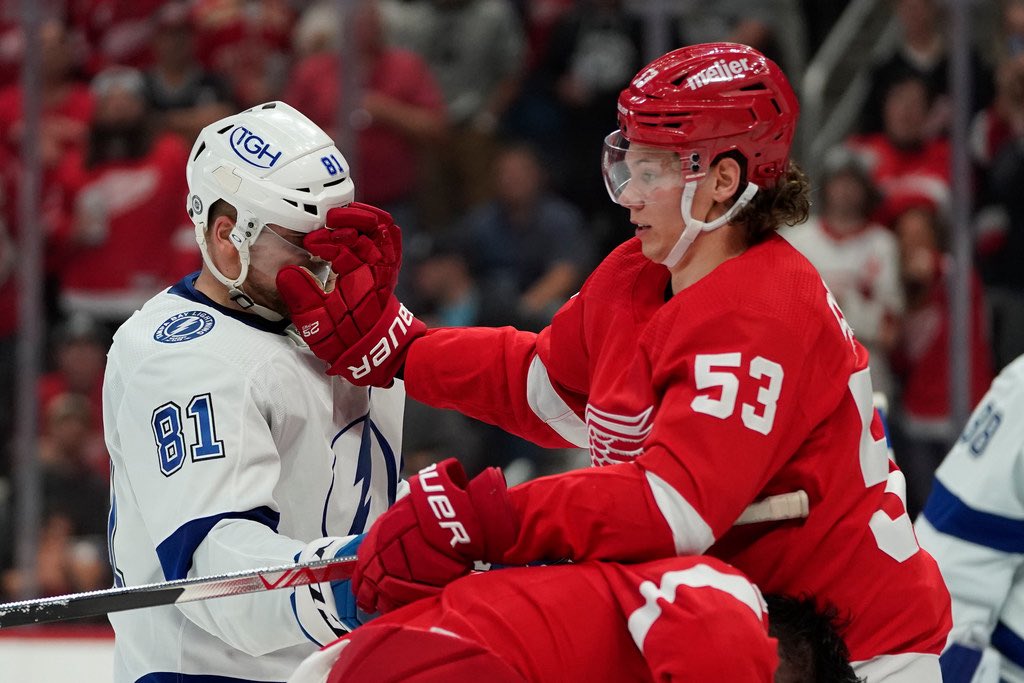 Spenmorax's tweet photo. Mo Seider is actually him. 

Seeing this guy glide around the ice and deliver punishment while dropping tape to tape sauces again is a beautiful thing.

I know the Detroit Red Wings have a lot of distractions but don’t forget you’re watching the best young defensemen in the NHL enter his prime. Enjoy it.