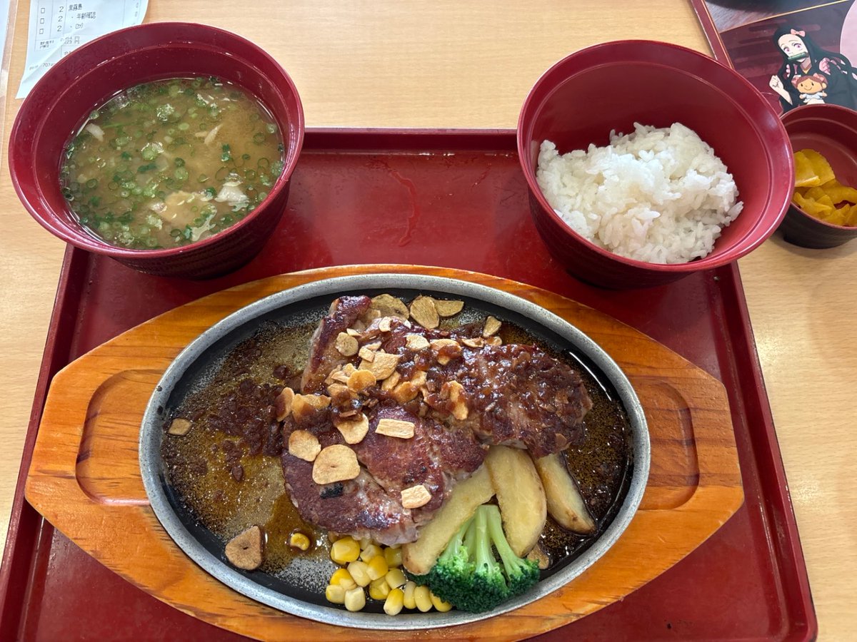 TY244_ty's tweet photo. ジョイフル　ロースステーキ　豚汁　ごはん https://t.co/Y6gOGByWR0