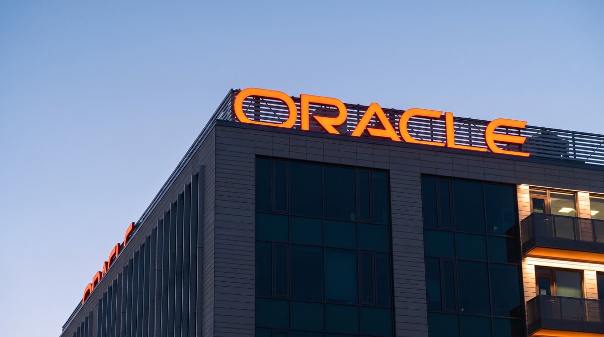 thecuriousindex's tweet photo. When a tech giant like Oracle sees its bond yields spike to 8.10%, effectively pricing its debt at a high-risk "junk" level, it signals severe market anxiety over its debt-fueled AI expansion. In a brutal macro environment where the 10-year Treasury yield just crossed 5.20%, Oracle's massive borrowing strategy is colliding with physical infrastructure limits. The immediate catalyst is breaking news that Oracle issued a force majeure notice on "Project Jupiter," its planned 2.45-gigawatt, $165 billion flagship AI data center in New Mexico. Squeezed by a denied energy permit and local pushback, the facility's 2028 launch is in jeopardy, which analysts warn could stall upwards of $25 billion in expected revenue from key cloud customers.

Critics like Michael Burry have noted that Oracle is booking billions in customer prepayments for cloud capacity meant to be delivered three to five years from now. If regulatory and power grid issues prevent facilities like Project Jupiter from coming online, Oracle won't be able to actually deliver the compute that customers have already paid for.