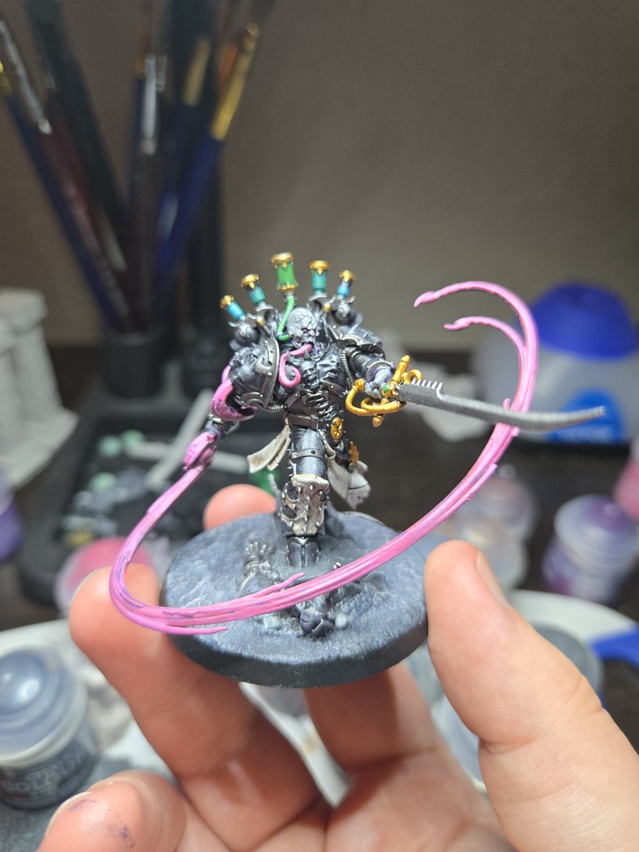TekHardy_'s tweet photo. Lucius the eternal! Finally got around to painting up one of my favorite characters in 40k.
#Warhammer40k #WarhammerCommunity #EmperorsChildren https://t.co/AzUW4rIa74