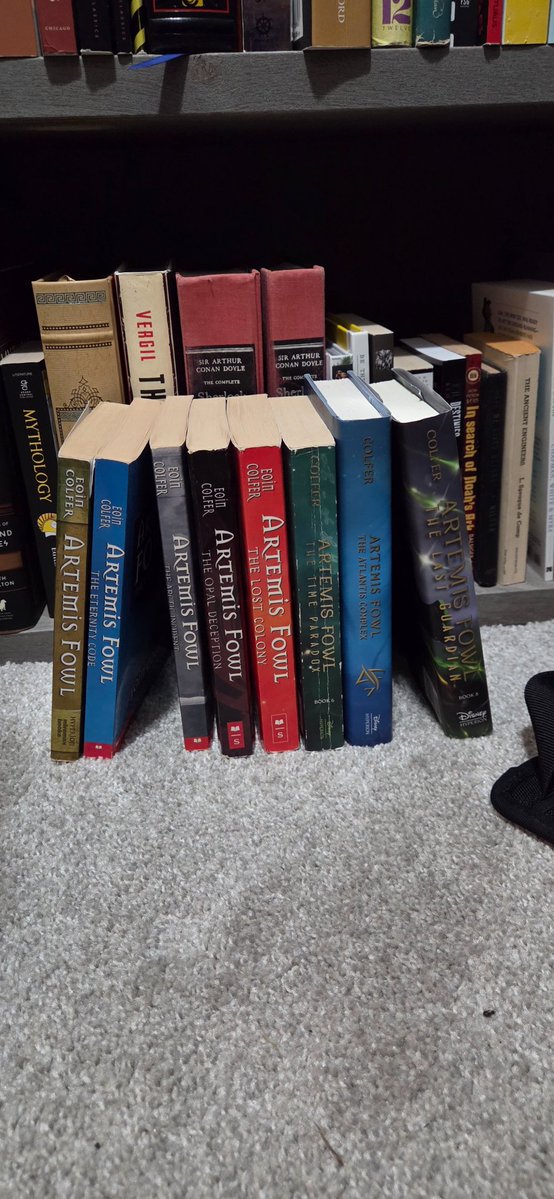 jjnd777's tweet photo. Midas, this is your fault! Now I have to read every last one!! @CoreOfMidas https://t.co/oER1QGACuI