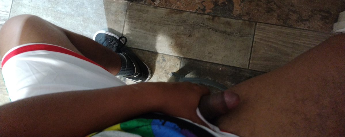 chexxxboy's tweet photo. Puro trabajar https://t.co/5uCfe38Xs6