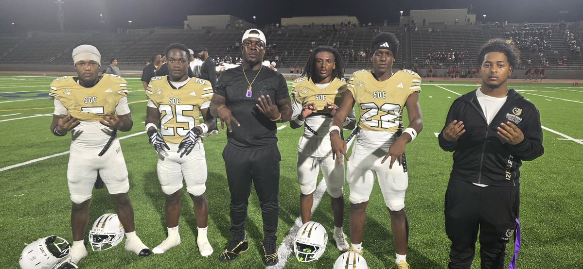 SMOKETIMUSPRIME's tweet photo. Bayouu Boyz 

#GCOYK #BAYOUUUBOYZ #BeADawg #Yondahhh #TROUBLESOME https://t.co/te9b7Q65GJ