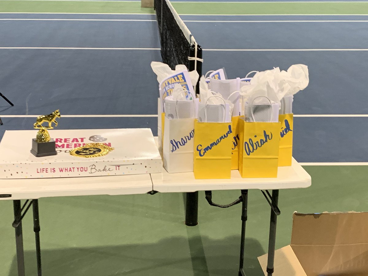 TxMattKimball's tweet photo. Spectacular night at our Raider Tennis Complex! We made history as we had our 1st Senior night, on our courts, after a match played at home! It was capped off with a movie night on the courts! Thanks to our community for supporting the addition of 4 courts to make this possible! https://t.co/2kcLscWlpr