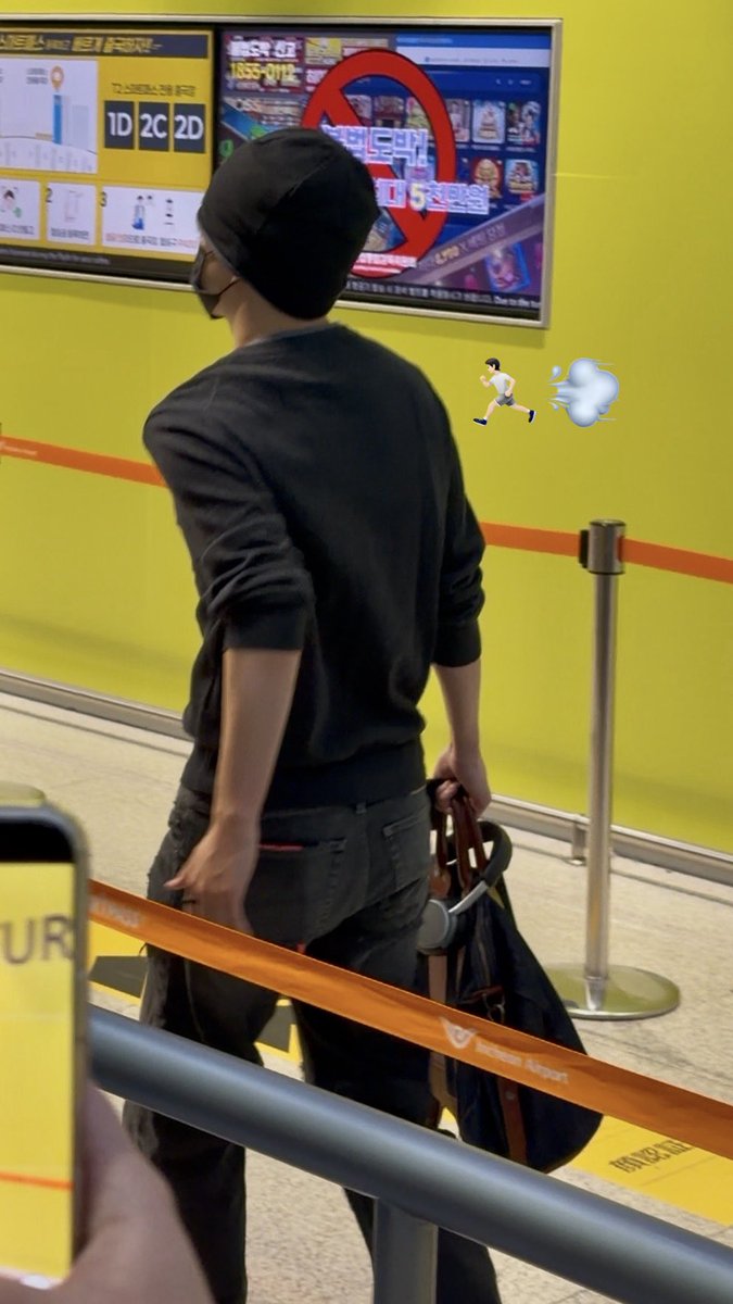 sweetieeeecaat's tweet photo. 260925 ICN
재혁아..ㅎㅎ
#트레저 #TREASURE #윤재혁 #YOONJAEHYUK https://t.co/EJWfQHmIh9