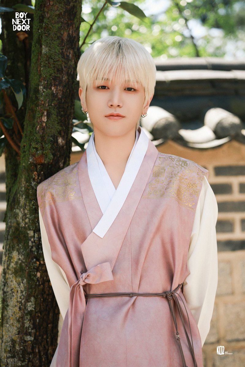 riwwsia's tweet photo. 링자님 너무 이뻐 ,, ❤︎ https://t.co/9CXjdfBxYF