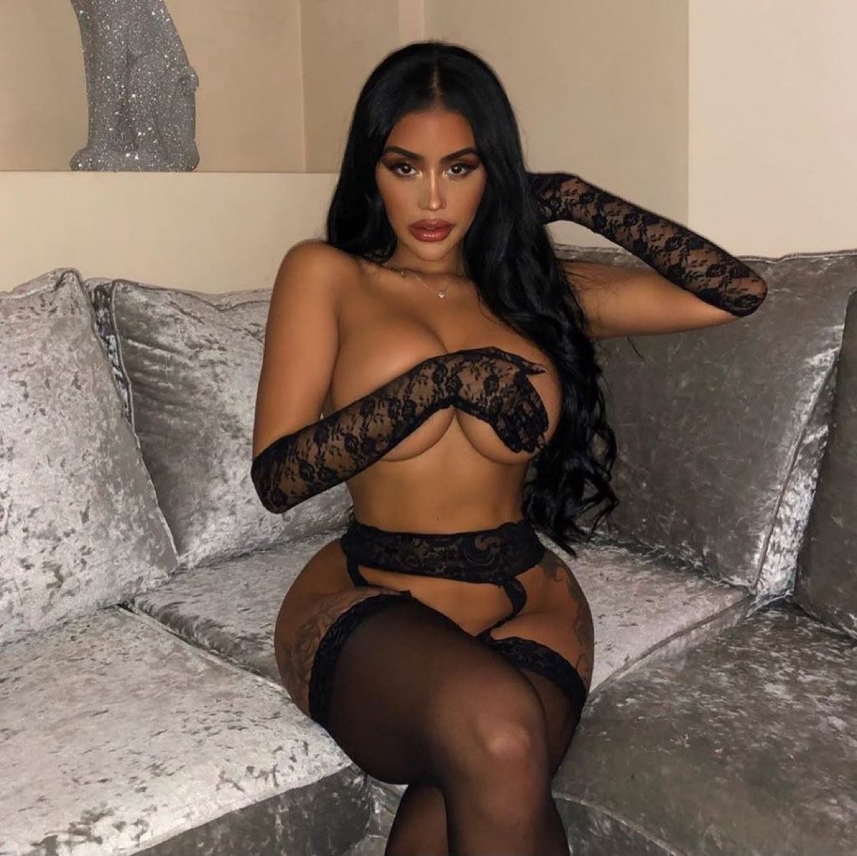 sydneyrouses's tweet photo. Send me photos of your ex gf, current gf, wife, colleague and, I'm going to become her and your gonna become a slave and ATM for her how hot is that?😵‍💫🌀

Findom catfish scamass tiktokgirls leggings pawg twerk feet kylie Joi sph blackmail material ex 2D hentai https://t.co/3vjezfSMUN