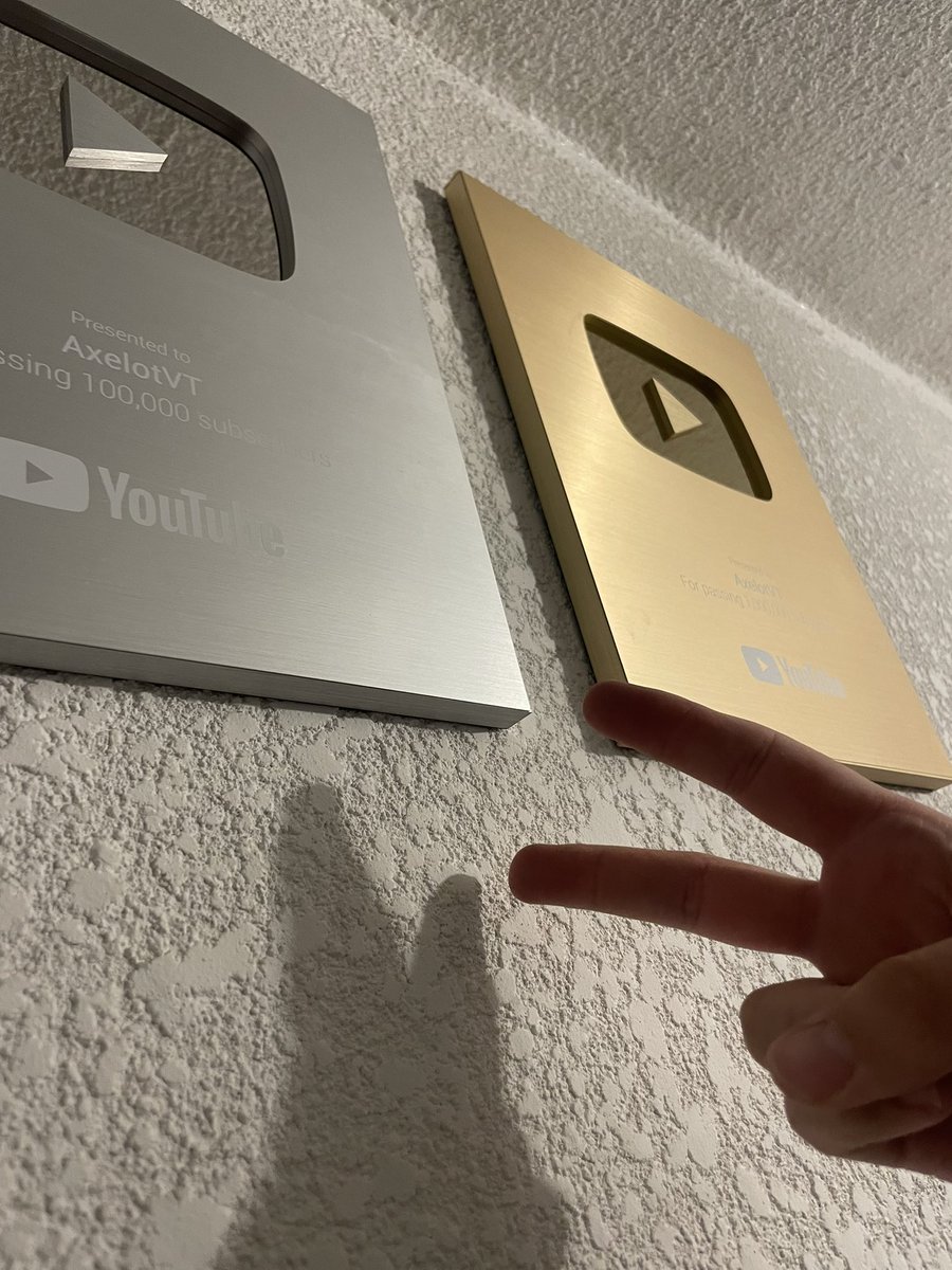 AxelotVT's tweet photo. Ya no está solita la de 100k ✨

Les agradezco el apoyo que me han dado chicos no tengo palabras para decirles cuánto los aprecio 🫂 https://t.co/LdlRzTKERs
