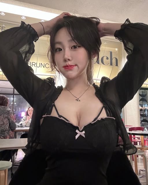 sejinmeing's tweet photo. ㅤㅤㅤㅤㅤ https://t.co/xyyi0hqgxK