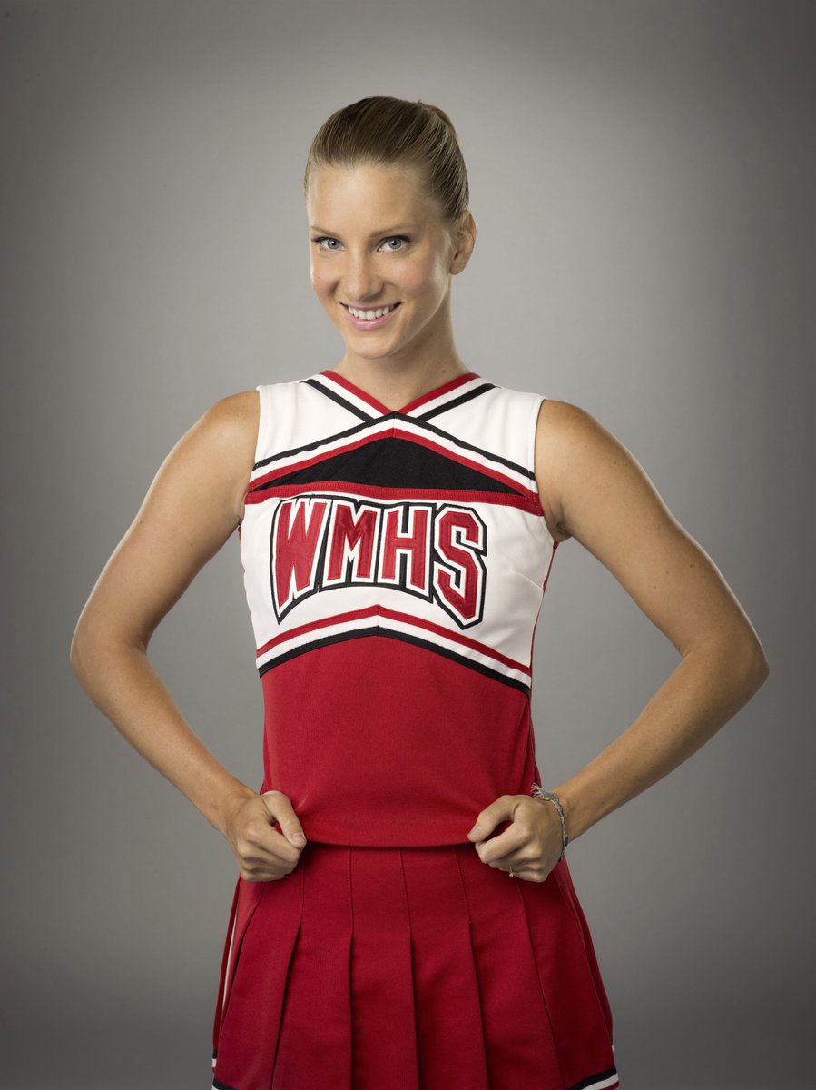 gleeanos's tweet photo. ✨🚨 RYAN MURPHY, ASSINA MINHA CARTEIRA!

Heather Morris compartilha print nos stories de conversa com autor do Reboot de Glee:

"Se precisa de inspiração, essa deveria ser a primeira música da Brittany." https://t.co/fL1cnvlfqm