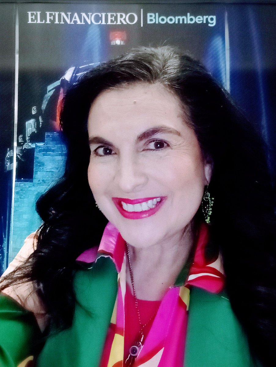 AribelContreras's tweet photo. ⭕ Hoy en #AlCierre por @ElFinancieroTv 📺 de 9 a 10 pm haremos un balance sobre la #UNGA 🇺🇳 en 🗽, la reunión 🤝 #TrumpJinping 🇺🇸🇨🇳, las #midterms 🗳️, las guerras y otros temas más.

#Diplomatique🔮🌐 https://t.co/Z2ZfV2UcuC