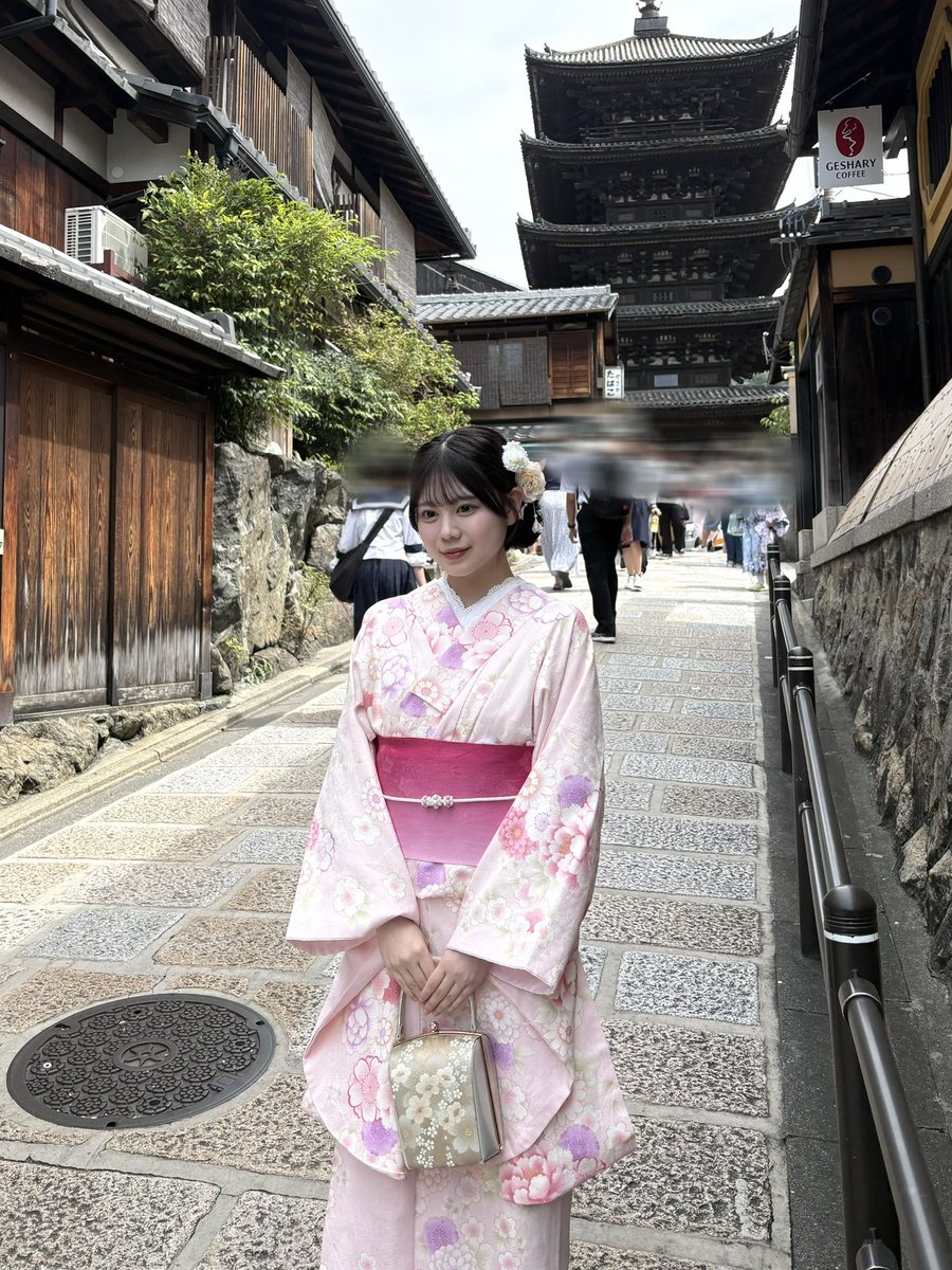 rf104_con06_'s tweet photo. 着物撮影のオフショット👘♡♡
どの着物も可愛くて選ぶのにとても迷いました（> <）

インスタには載せていない写真も載せちゃいますね🩷

今日の投票もお願いします！！🙏🏻↓↓↓
https://t.co/T9DiwbCzOL https://t.co/hkocbZv1yR