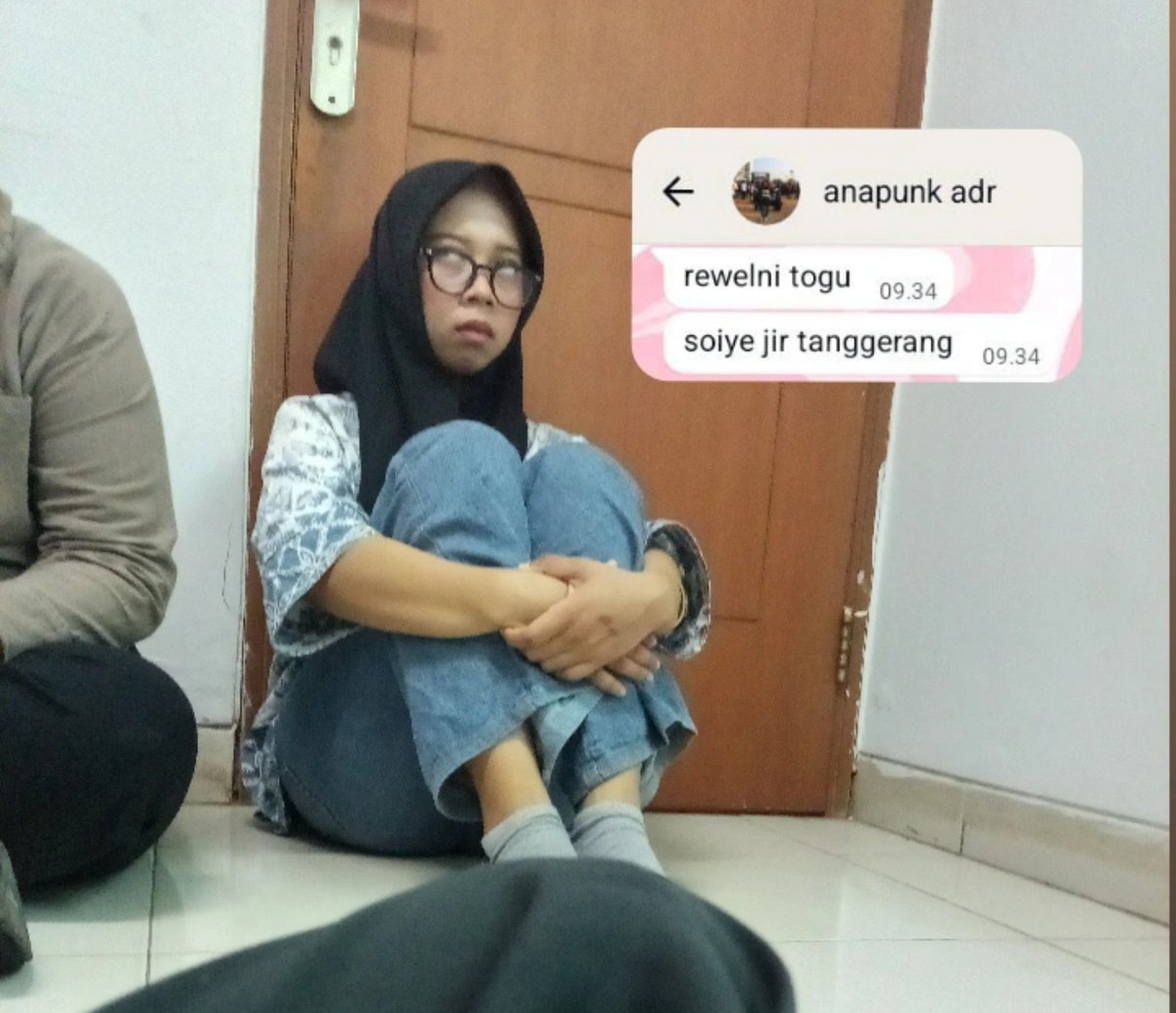 Cangcutbaddie's tweet photo. lu mending diem sebelum gw banting na @ayammtiren https://t.co/1vTf3qGPcv