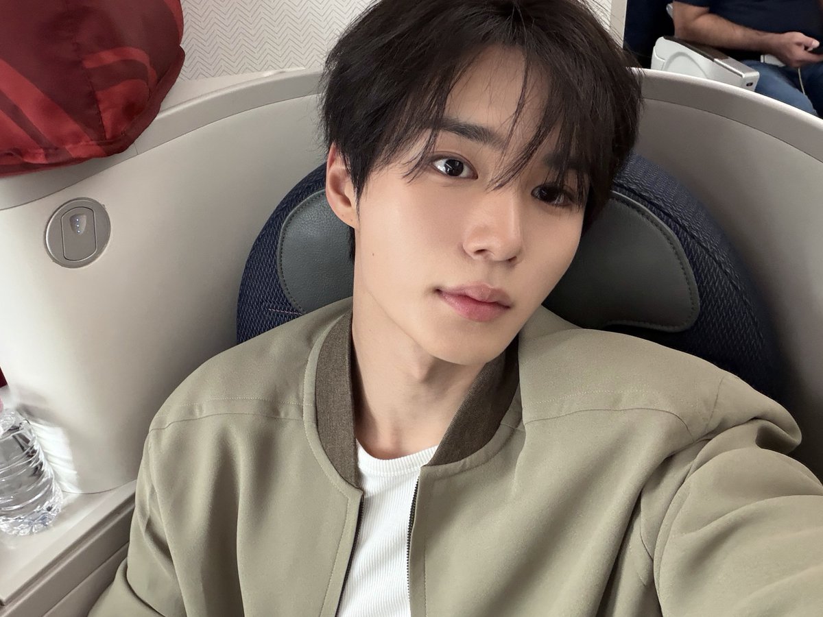 ALD1_official's tweet photo. 앨리즈 즐거운 추석 연휴 보내세요🙌 저는 멕시코 다녀올게요🛫

#ALPHADRIVEONE #ALD1
#알파드라이브원
#JUNSEO #준서 https://t.co/WO0FLbu9a4