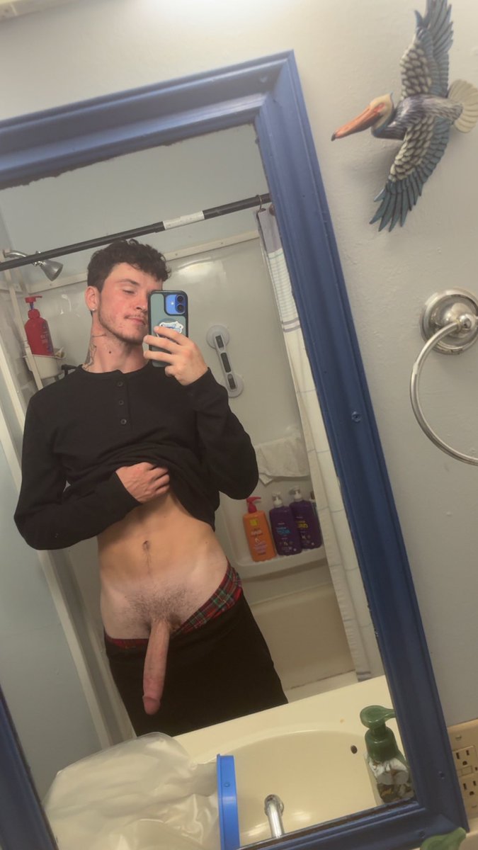 Rabair5ba's tweet photo. Needa bust sum up🙂‍↕️🙌#bwc #horny #bigdick https://t.co/3gWgwp8SqX