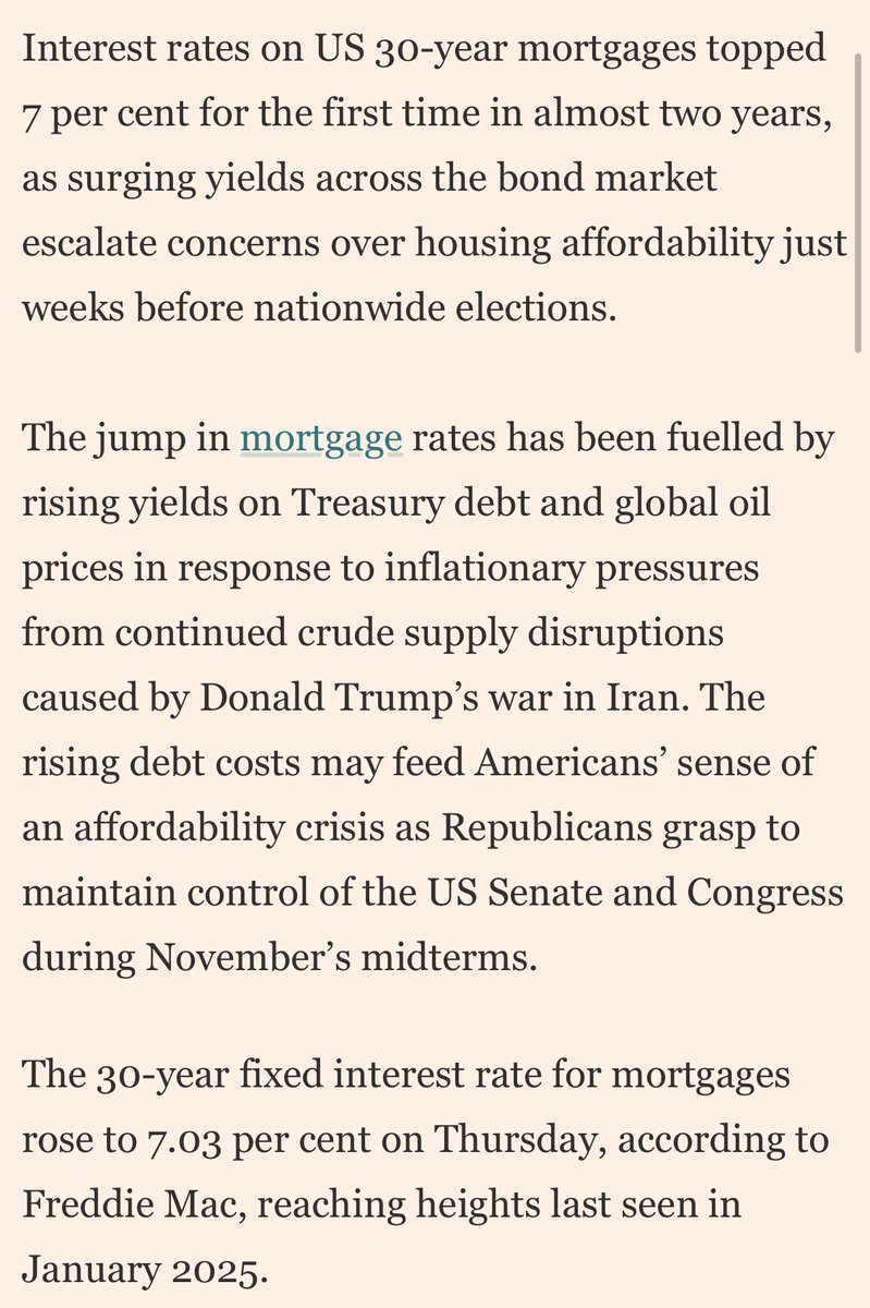 wilbergrvr's tweet photo. Increasing interest rates to manage inflation may slow down economic growth to prevent an overheating economy. The fear may be that economic growth we see may not lead to fully realized expectations of ROI or have other unintended consequences. Heavy bets on AI are  really risky. https://t.co/DOzTbBLpC0