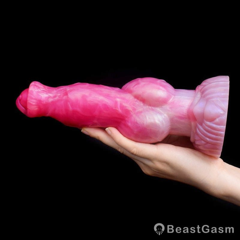 BeastGasm_com's tweet photo. 🐺 Into the wild. Elvan’s 8.5” wolf-inspired design features sculpted texture, a distinctive knot, suction base, and premium platinum silicone. 
👉 https://t.co/fwXi1c3On9

#Wolf #FantasyToys #BeastGasm #Canine #DarkFantasy https://t.co/aaqXW7Ucxc