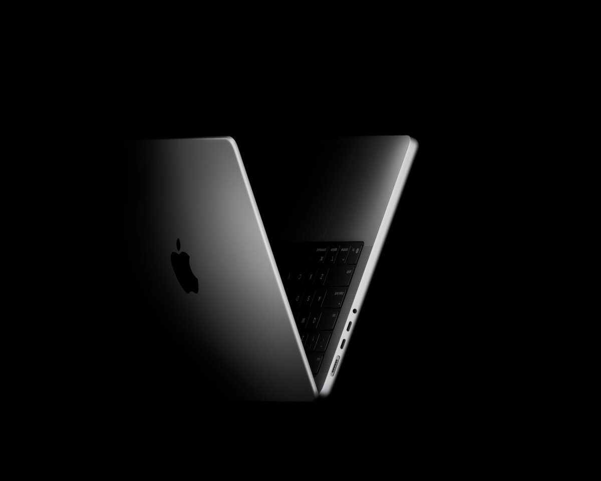 Techonestly's tweet photo. @Apple #1: MacBook Pro with touchscreen 

Apple’s next-gen MacBook Pro will introduce a brand new industrial design—the first such overhaul in five years. And in addition to touch support, it will boast an OLED display, Dynamic Island, and possibly a C2 cellular modem option. https://t.co/PDqyhlps9P