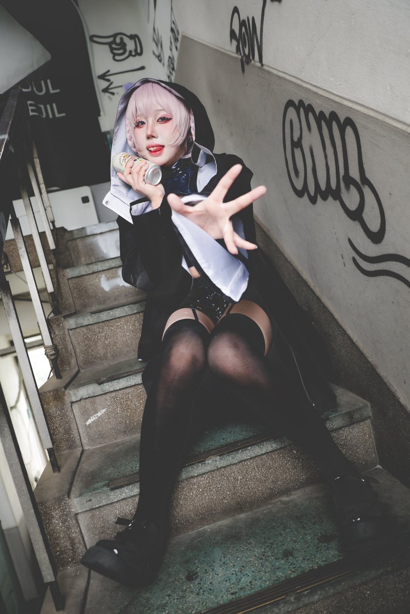 Realhumansdied's tweet photo. PROJECT - COS &amp; MELODY

(model. @Jini_cos)

#코스엔멜로디
#よふかしのうた https://t.co/WUSPN3oCMz