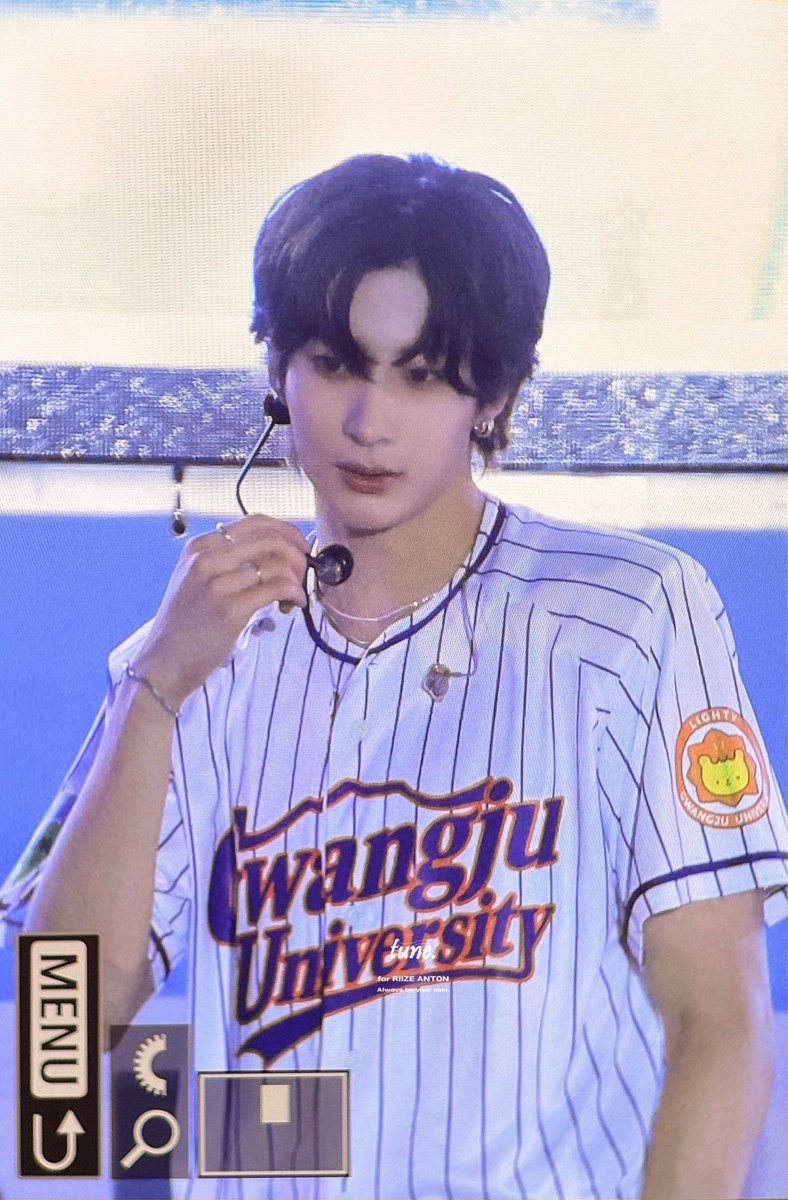 timeto_anton's tweet photo. 250925 광주대학교 축제

Ⓒ p1binnah
Ⓒ tune0321 
#앤톤 #ANTON #アントン https://t.co/KscVHopWAi