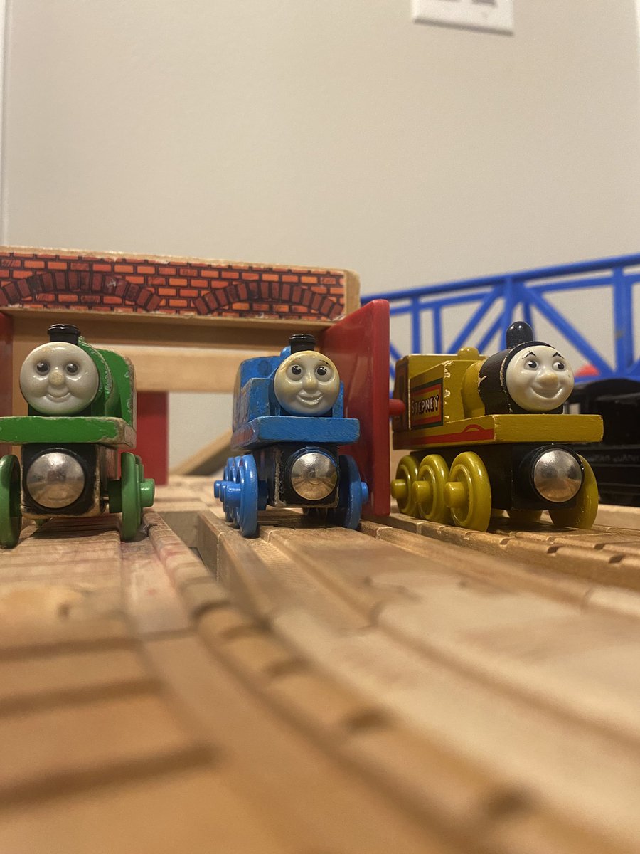 DevinTTTE's tweet photo. TWR 💙 #thomaswoodenrailway #thomasthetankengine #thomasandfriends #thomascollection #thomasfan https://t.co/Ixvd9lBUN6