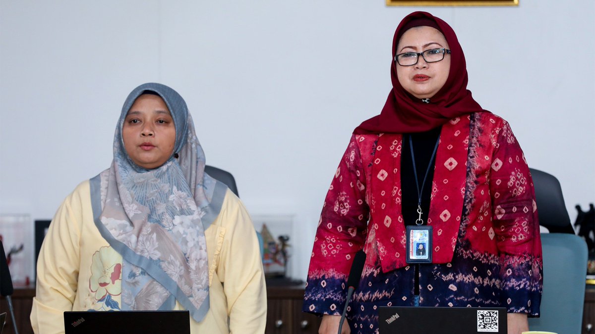 INFOBNN's tweet photo. BNN PERKUAT SINERGI PEMBERDAYAAN MASYARAKAT DI KAWASAN RAWAN NARKOBA LOMBOK TIMUR

https://t.co/0N7wieNxpQ https://t.co/afIkwzSdRe