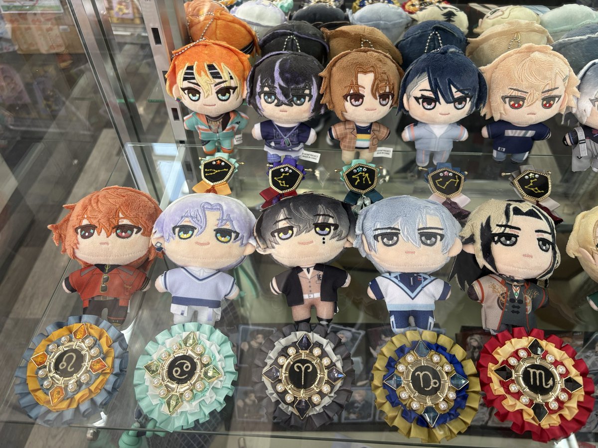 18TR_HAMAmeguri's tweet photo. 【ご案内】
「横浜周遊イベント 18TRIP presents  HAMA MEGURI 2026」

アニメイト横浜ビブレでは受注商品のリボンブローチ・ぬいパル第一弾のサンプルを展示中です✨

注文はこちらから▼
https://t.co/6bnic41G7I

#エイトリ　#ハマメグリ https://t.co/naenAmkzBc