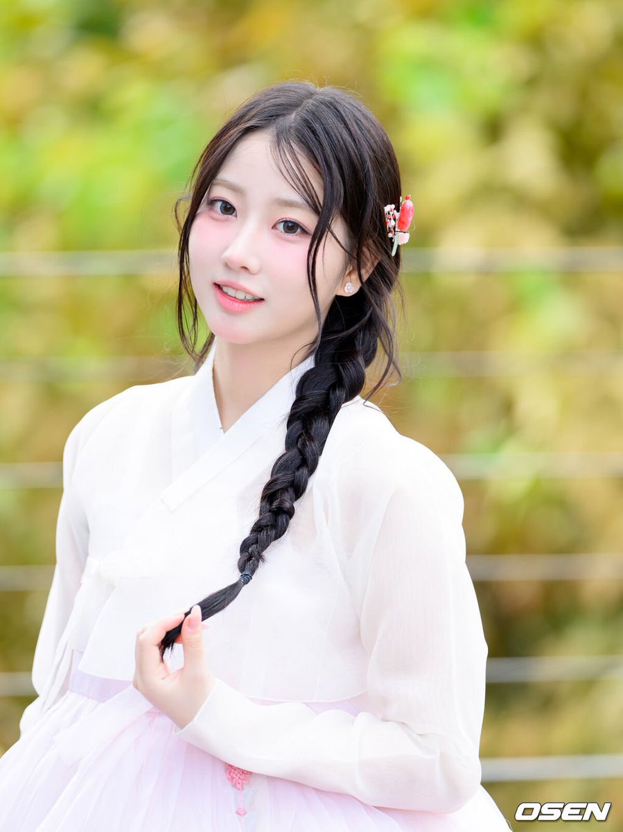 Summer_soee's tweet photo. #USPEER #유스피어
#DAON #다온
+26.09.25 OSEN 인터뷰 사진 https://t.co/01IalBj4bP