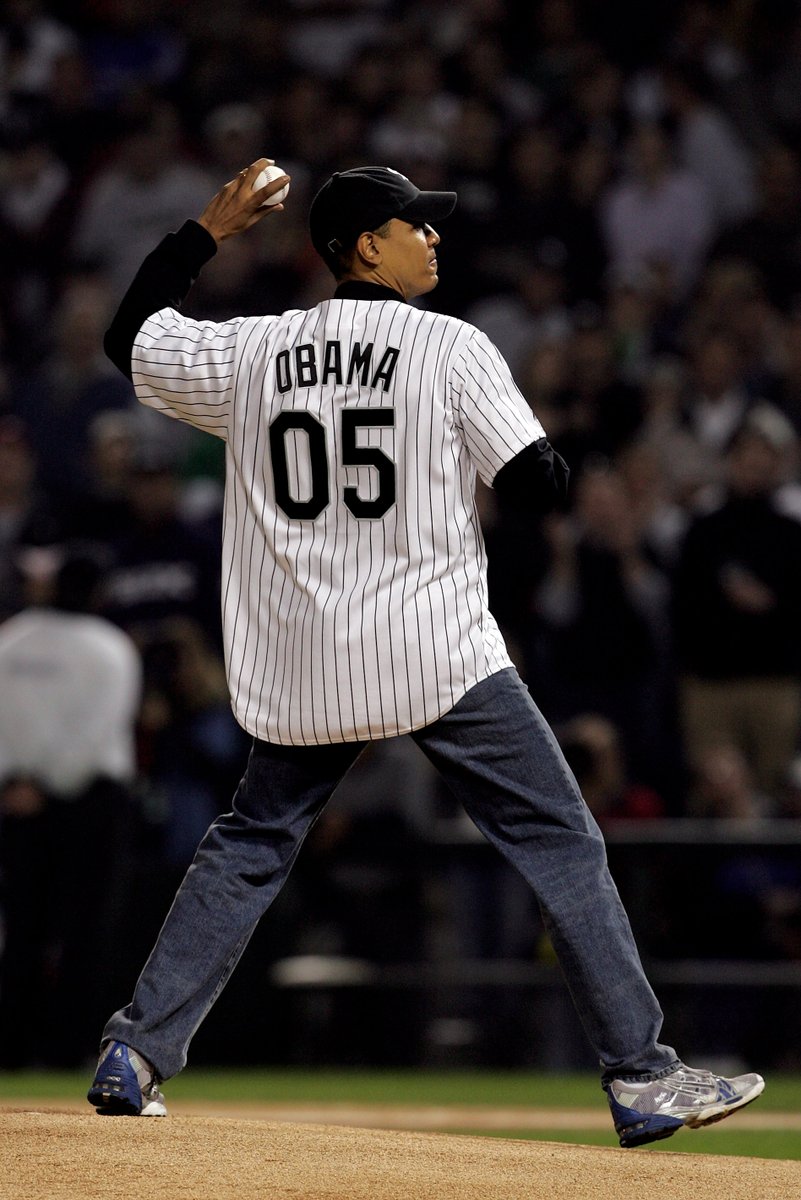BarackObama's tweet photo. Congrats to my @WhiteSox (and @Cubs) on making the playoffs! Let’s ride a hot streak all the way to the World Series. https://t.co/3zy4yUzDRu