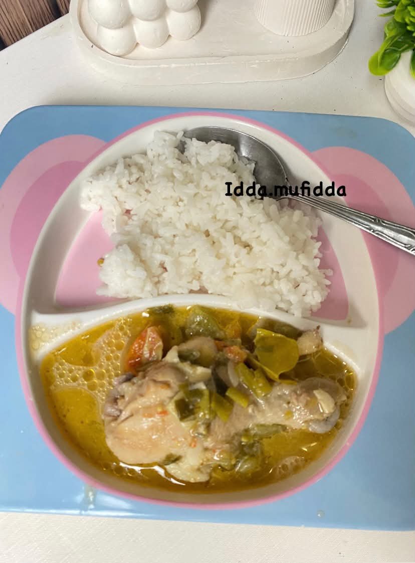 emptyplushie's tweet photo. NURUT SAMA WARGA THREAD MASAK AYAM JANGAN DIGORENG TERUS 🍗🍗
Ayam dimasak cemplang cemplung aja enak banget,beneran ini baunya wangi, gurih, creamy, ada asem asemnya dikit dan enggak amis 🤤
Anaku approvel bisa buat bb booster juga 😍 https://t.co/d96ufjG4CQ