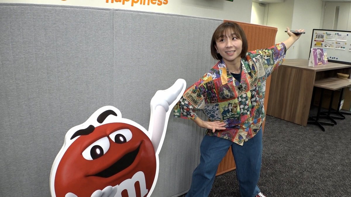 kantele's tweet photo. 『#カズレーザーのウェルいいね！ 
～あなたの企業のWELLを探します～』
このあと14：57～放送です

カズレーザーと高橋ユウは
スタジオでユニークなバスツアーや
３Ｄプリンターを使って
新事業に挑む企業にWELLなアドバイス‼️

日々頑張る日本の企業でWELLいいね探し🧐
👍ウルフアロン 
「#マイナビ転職エージェント」
転職活動を体験！
本番さながらの疑似面接の様子も公開
👍ハリウッドザコシショウ 
「#スーパードライミュージアム」
冷えにこだわったビールの誕生を
“誇張しすぎたモノマネ”を取り入れながら探す
👍高橋成美 
「#マースジャパンリミテッド」
社員に優しい珍しい取り組みなどを高橋が独自の視点で次々とWELLを発見

#カズレーザー　#高橋ユウ　
#ウルフアロン　
#ハリウッドザコシショウ　
#高橋成美
