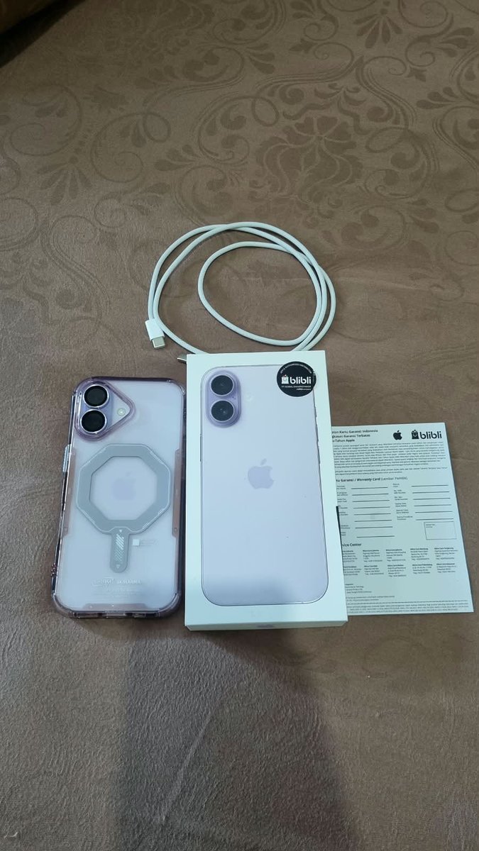 ciareborn99's tweet photo. WTS  — iPhone 17 256GB Lavender

• BH 98%
• Kondisi mulus, no lecet
• Pemakaian pribadi
• Garansi Blibli
• Fullset 100% original
• Sudah pakai camera protector + back protector
• Free banyak case
• COD Bandung ONLY
• Harga 16 juta nett

Serius buyer https://t.co/MB97d5rd9I