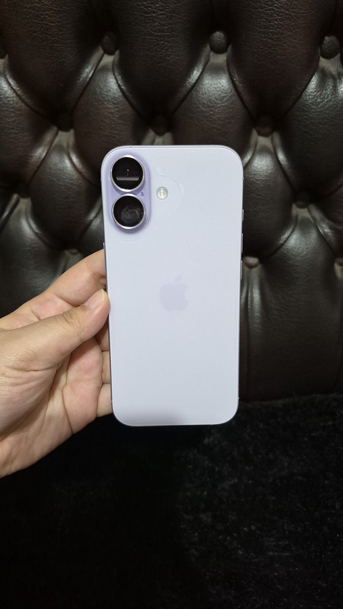 ciareborn99's tweet photo. WTS  — iPhone 17 256GB Lavender

• BH 98%
• Kondisi mulus, no lecet
• Pemakaian pribadi
• Garansi Blibli
• Fullset 100% original
• Sudah pakai camera protector + back protector
• Free banyak case
• COD Bandung ONLY
• Harga 16 juta nett

Serius buyer https://t.co/MB97d5rd9I