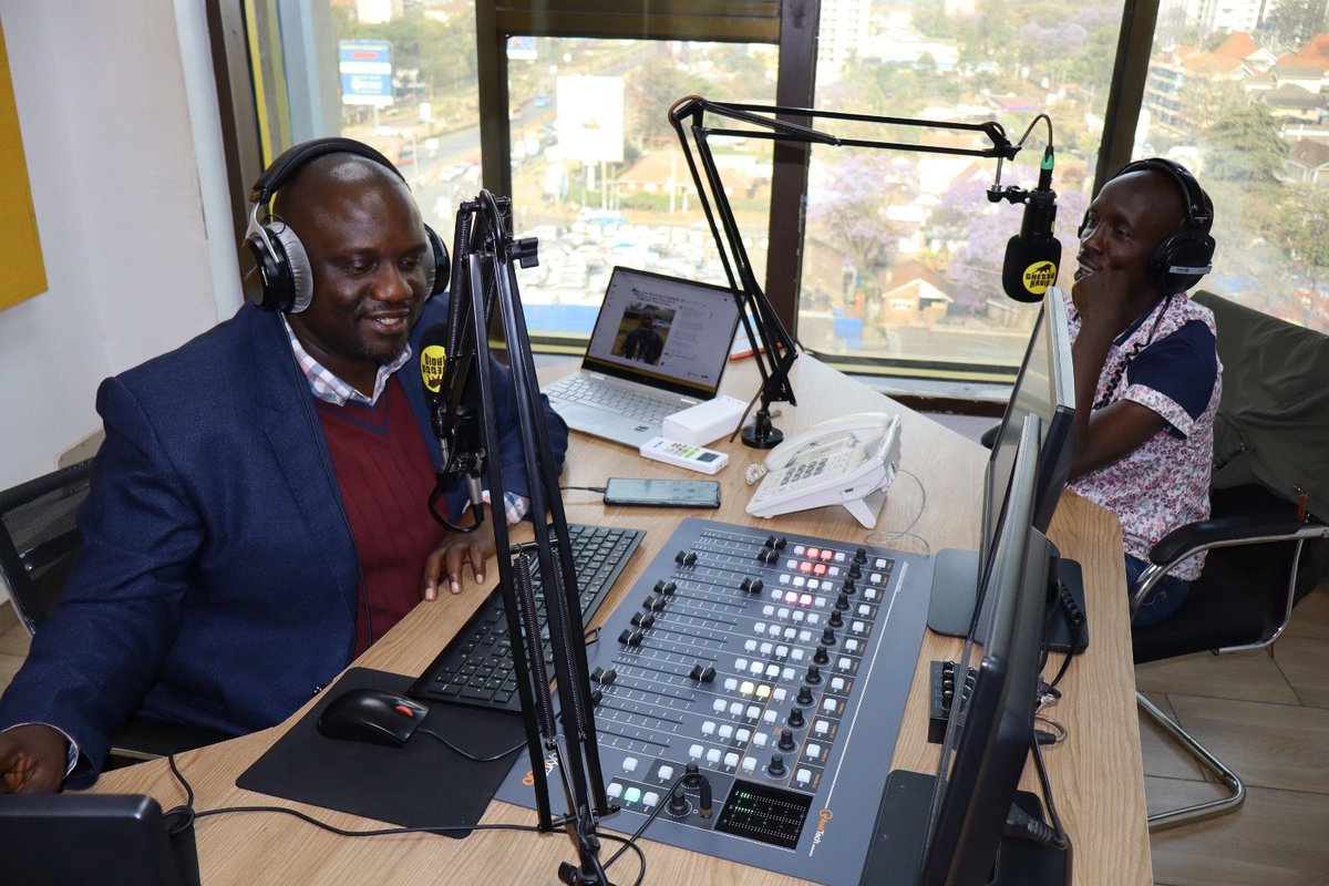 GhettoRadio895's tweet photo. Friday we go hard....madoba zinamuok design mna request 🎼🎙️🎚️
#Brekko ukiwa na @MajimajiKenya na @King_Kafu hadi tamati 10AM!
Tubanje☎️0711443886, WhatsApp VN 0717443886 Stream 🌐https://t.co/SPDe12st6b
Good Morning🌅 https://t.co/C8B1hWO8mY