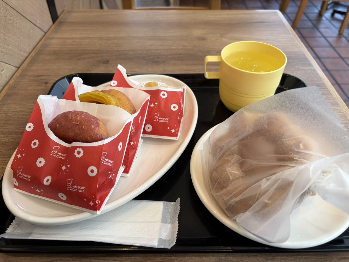 egoti_02's tweet photo. 面接の近場にミスドがあったので🍩 https://t.co/WBGyS8zyoj