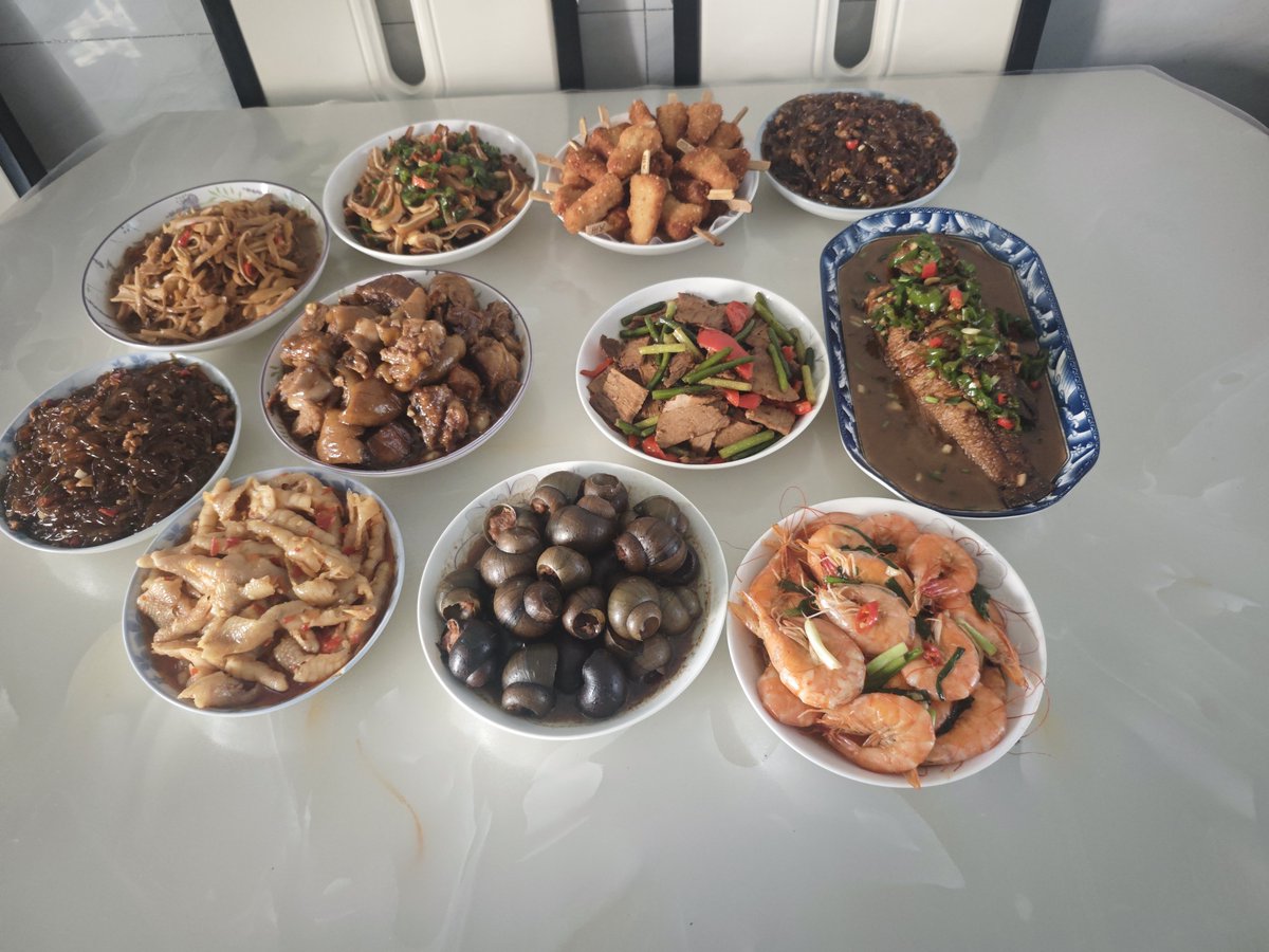 Lianelllin's tweet photo. 中秋节快乐 https://t.co/eWQWFDAiSv