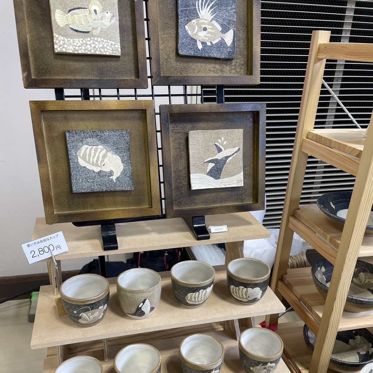 senmu00's tweet photo. #新潟手しごとマーケット 設営完了しました！
色々な魚をご用意しました!
作品をお選び下さい♪
ブース：C-4

9/25〜27
新潟手しごとマーケット
会場：新潟市産業振興センター
#工房彩陶
#マダコ
#シャチ
#コウイカ https://t.co/hnE7UzZ1YN