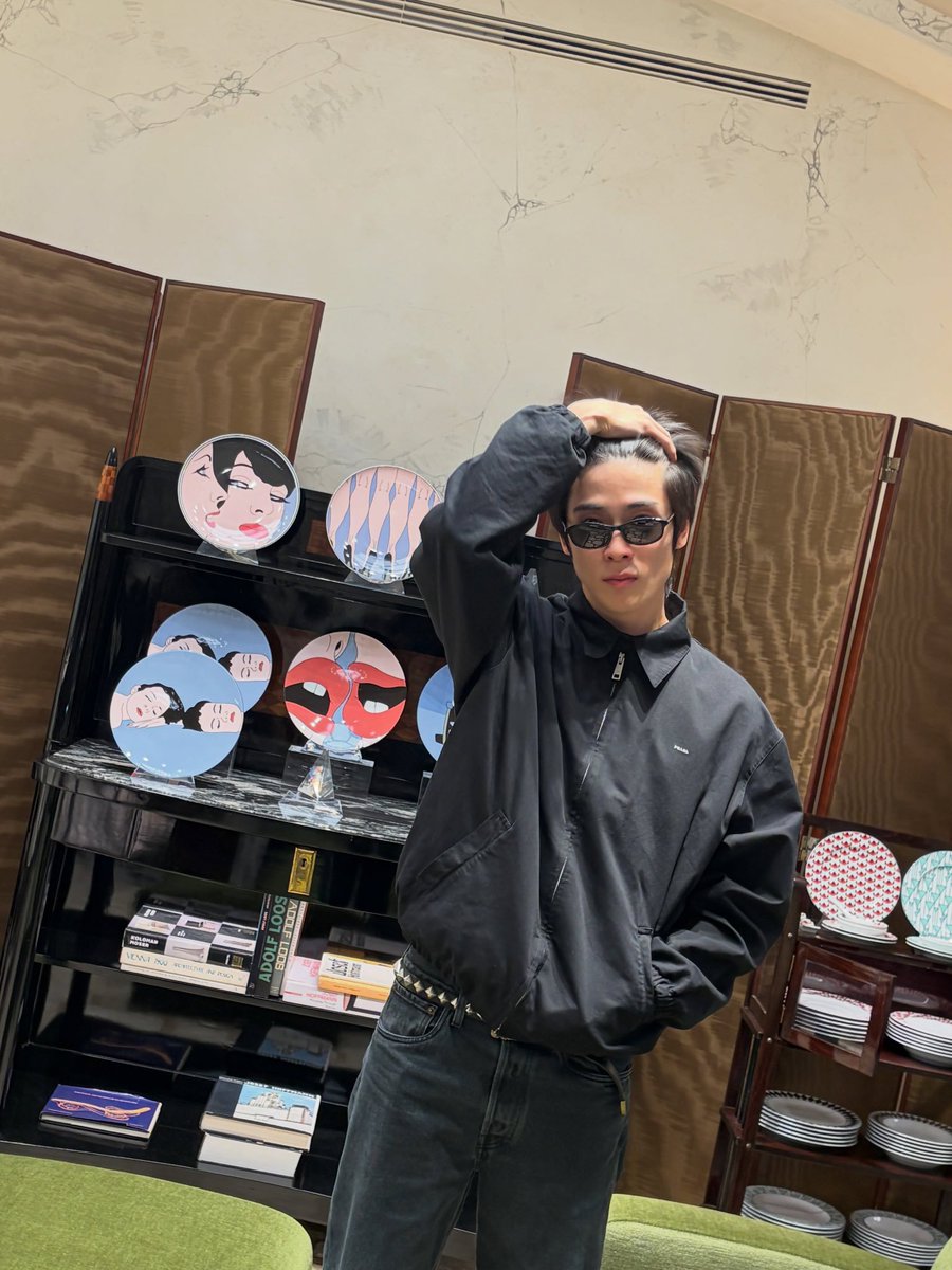 yunofazed's tweet photo. does he know im insane https://t.co/iDwmvjXPiu