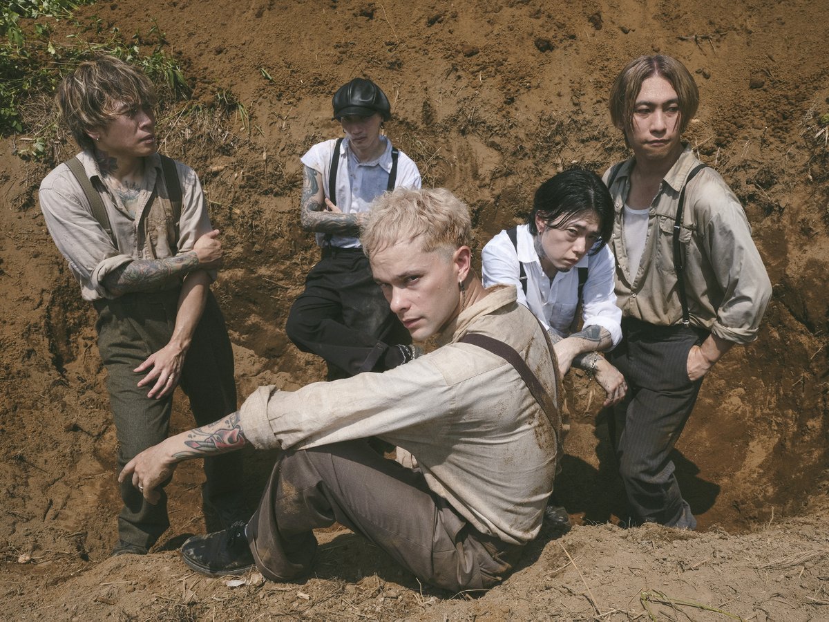 coldrain_jp's tweet photo. new coldrain photo

Photo : Yusuke Yamatani
Hair &amp; Make up : Anna Kawashima https://t.co/oovw8vDSzb