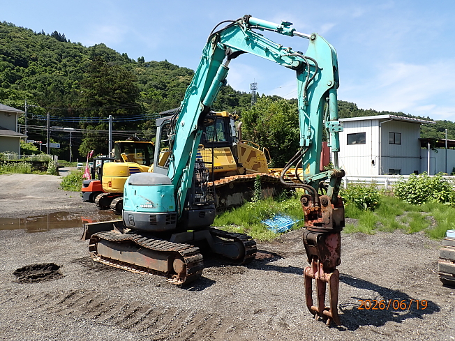 biglemon_kenkey's tweet photo. 🔥今注目のミニショベルはコレ！
コベルコ建機 SK30UR-5

✅後方超小旋回で狭所でも自在に動く
✅回転フォーク＋スケルトンバケット付き
✅2014年式・稼働3,097h
✅分割払い利用可

アタッチメントW付きのこの構成、見つけたら即チェック推奨👷
日本最大級・掲載約11,000台のBIGLEMONで話題の一台！
詳しくはBIGLEMONまで！

#コベルコ建機 #ミニショベル #後方超小旋回 #重機 #中古建機 #BIGLEMON