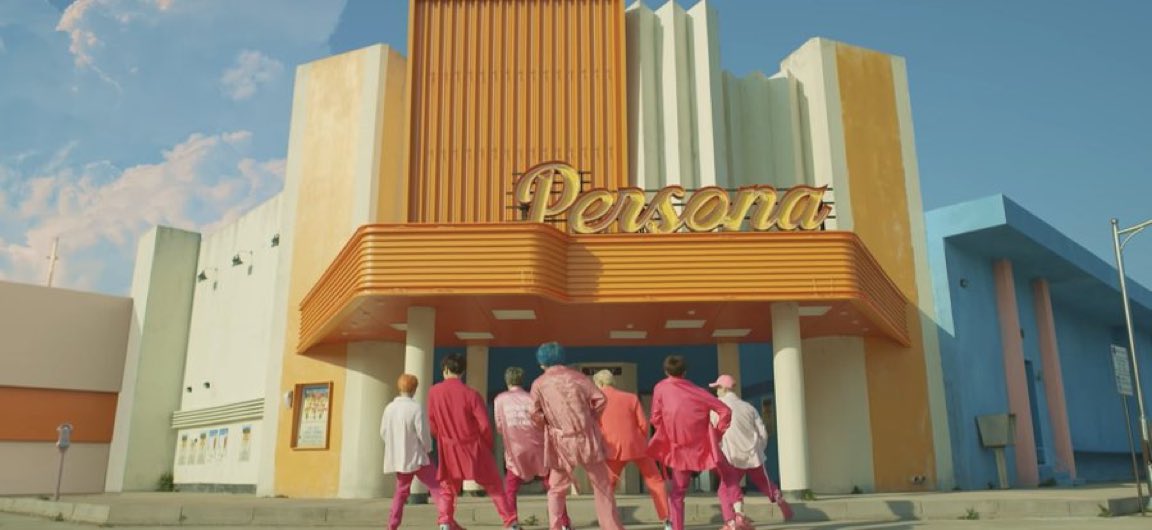 ARMYSTREAMYT's tweet photo. 📊 | BTS ON YOUTUBE

#BoyWithLuv MV — Daily Views 

[03:00 UTC]

22/09 — 212,506 
23/09 — 221,396 
24/09 — 221,485 🔺

🎯 Total: 1,961,311,945 views 

📎: (https://t.co/iq5DwmMMcM)

#ARMYonYouTube #StreamForBTS https://t.co/ax44TjycGt