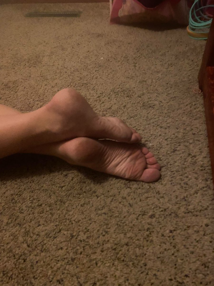 MikePeach6767's tweet photo. Are natural slightly under cared for ok you you mind seeing these?

 @rt_feet @Foxy_cute_paws @feetparade #feet #feetfetısh #feetworshi̇p #foot #footfetısh #foottwitter #goddess #simps https://t.co/KTdBPt36aR