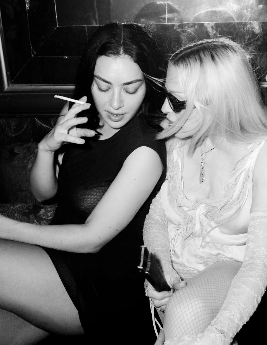 infocharlixcx's tweet photo. “Madonna is the one who paved the way for us all. she did it before we even dared to think it. to work with you on this song, to step into your world, your process, your detail: it was all just brilliant. thank you for everything < 33333”

— Charli xcx via Instagram. https://t.co/RSgX4BuegR